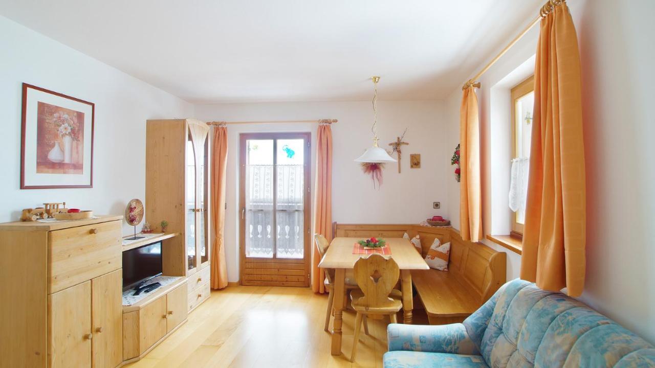 Ferienwohnung Maiernhof Bauernhof Ultental Sankt Pankraz Oda fotoğraf